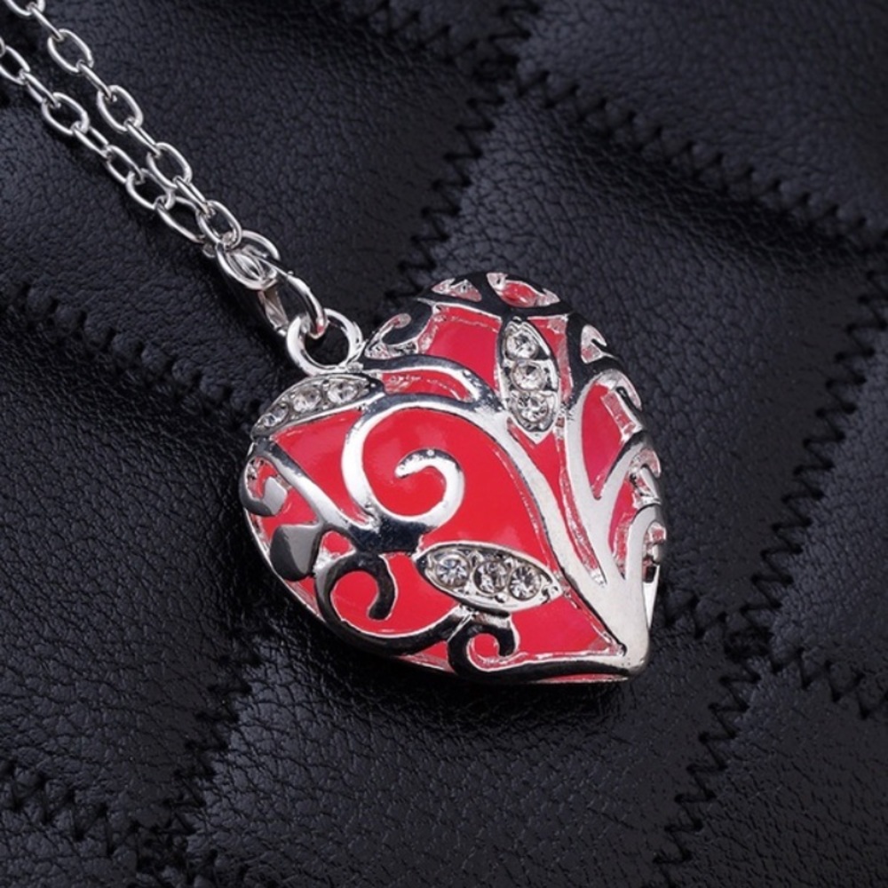 Luminous Red heart ❤️ Stone Pendant Necklace
